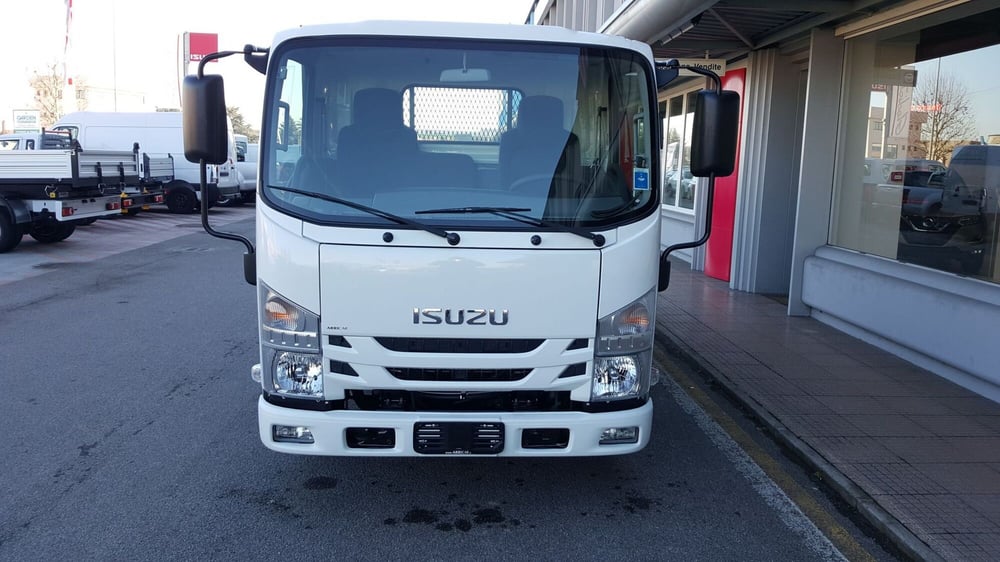 Isuzu M21 nuova a Bergamo (2)