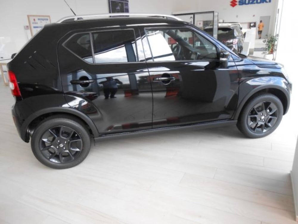 Suzuki Ignis nuova a Milano (2)