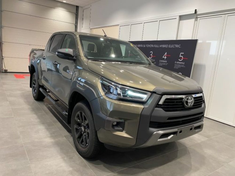 Toyota Hilux nuova a Cuneo (3)