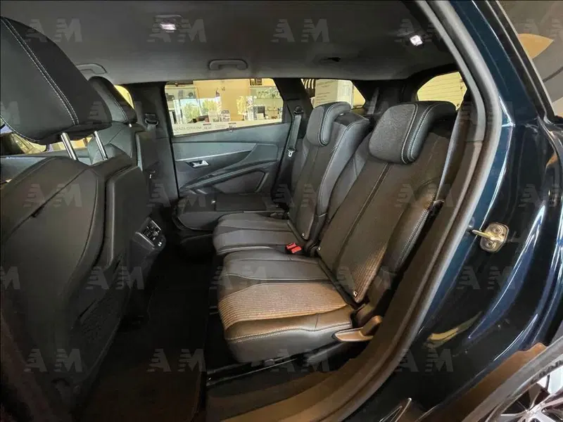 Peugeot 5008 nuova a Treviso (11)