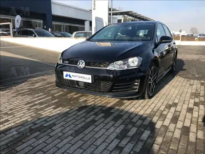 Volkswagen Golf GTD 2.0 TDI DSG 5p. BlueMotion Technology del 2016 usata a Villorba