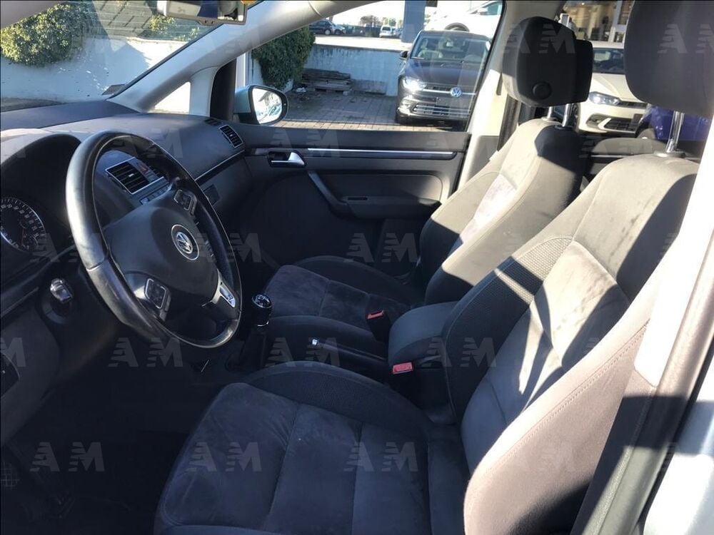 Volkswagen Touran usata a Treviso (10)