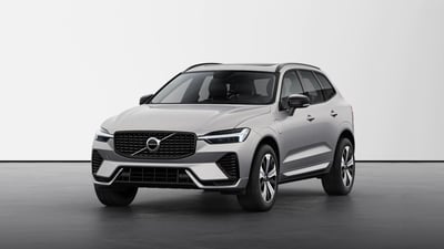 Volvo XC60 T6 Recharge AWD Plug-in Hybrid aut. Plus Dark nuova a Como