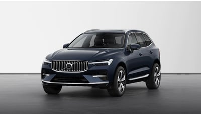 Volvo XC60 T6 Recharge AWD Plug-in Hybrid automatico Plus Bright nuova a Como