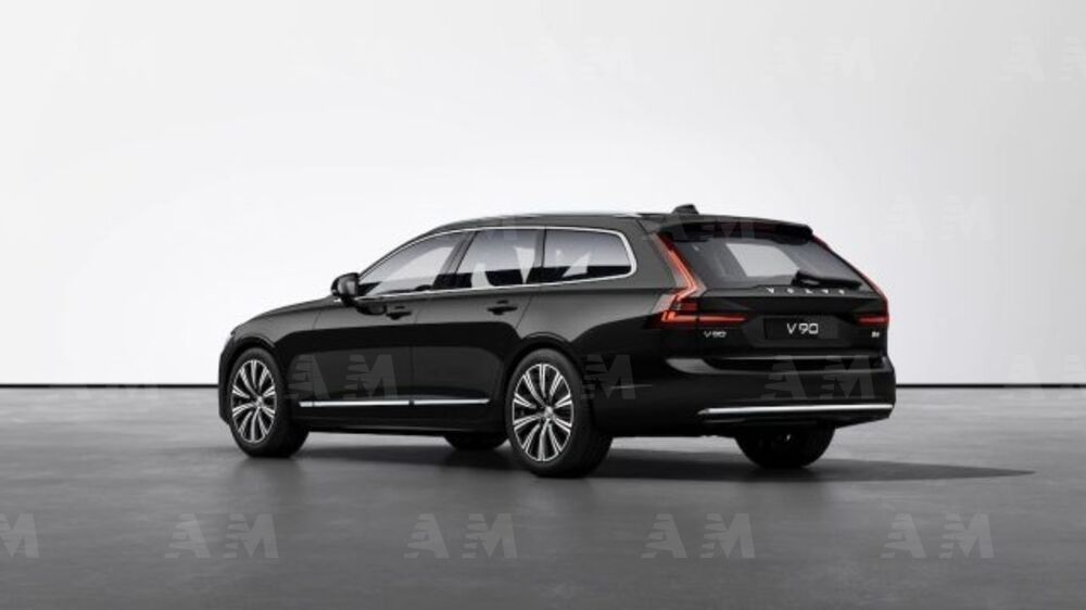 Volvo V90 nuova a Modena (4)