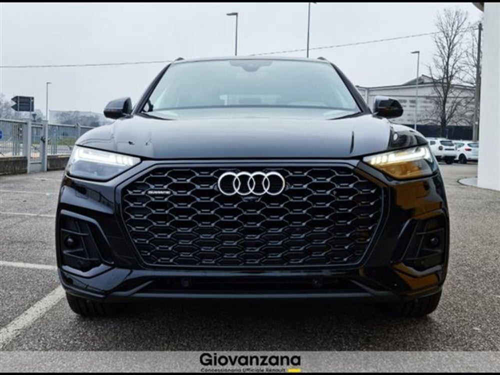 Audi Q5 Sportback nuova a Mantova (5)