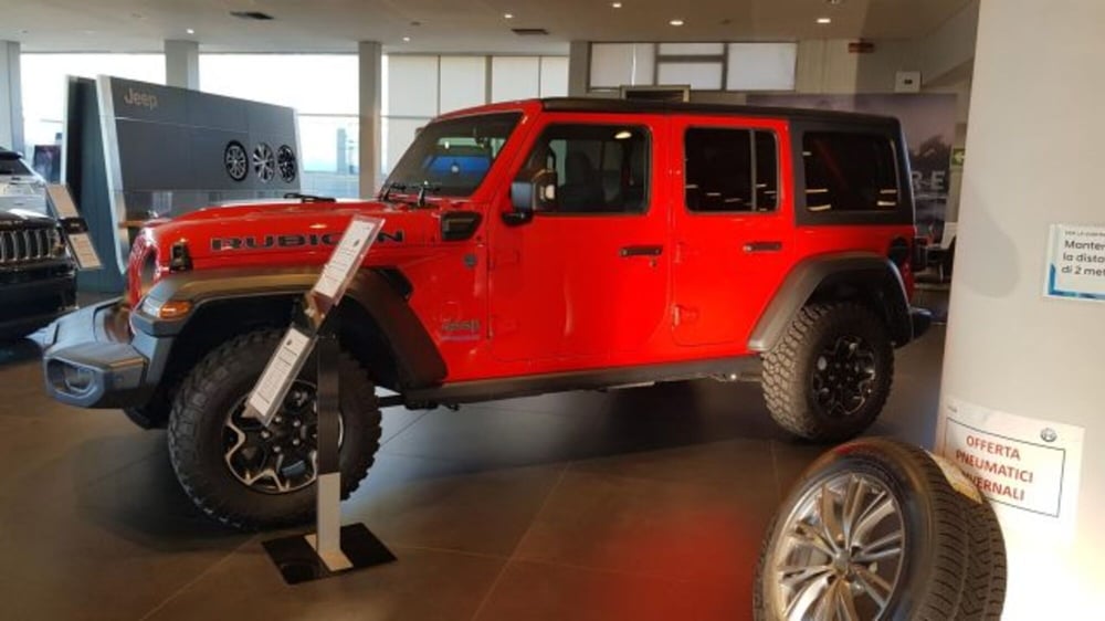 Jeep Wrangler Unlimited nuova a Modena (5)