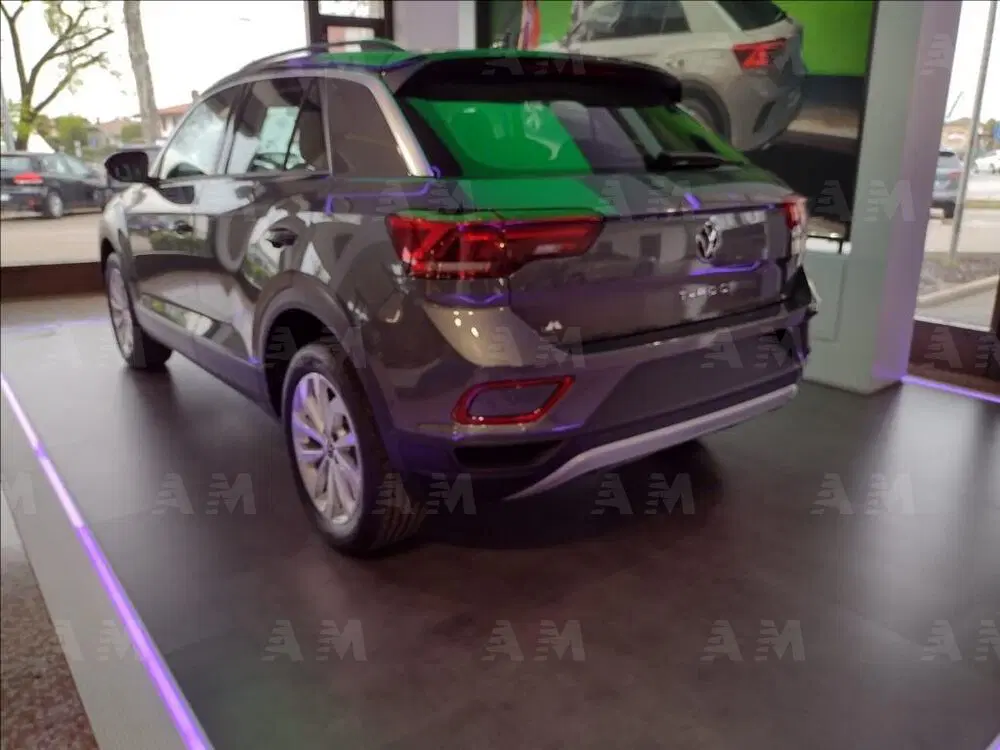 Volkswagen T-Roc nuova a Treviso (2)