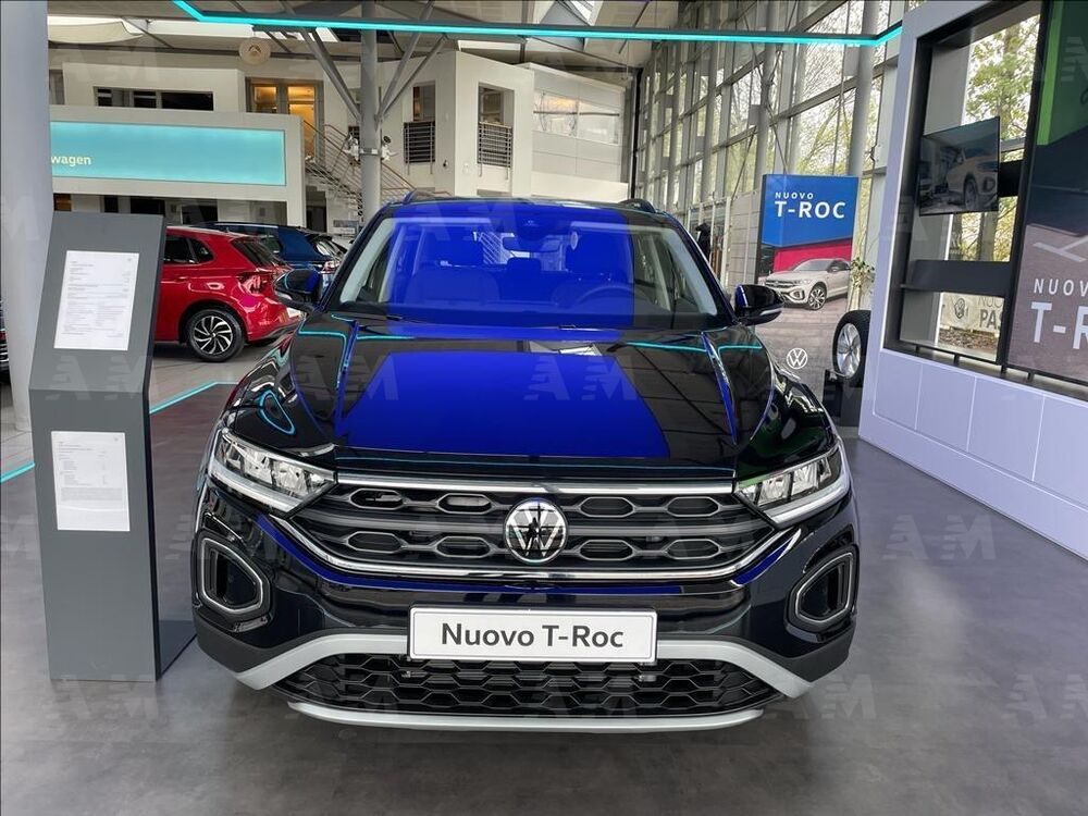 Volkswagen T-Roc nuova a Treviso (2)