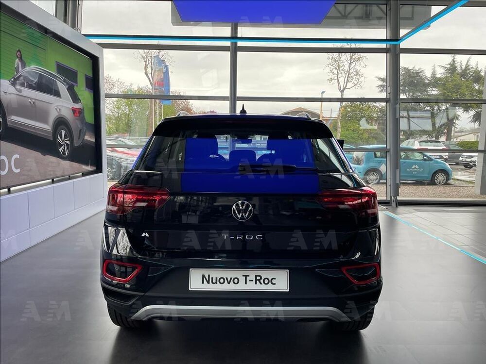 Volkswagen T-Roc nuova a Treviso (8)