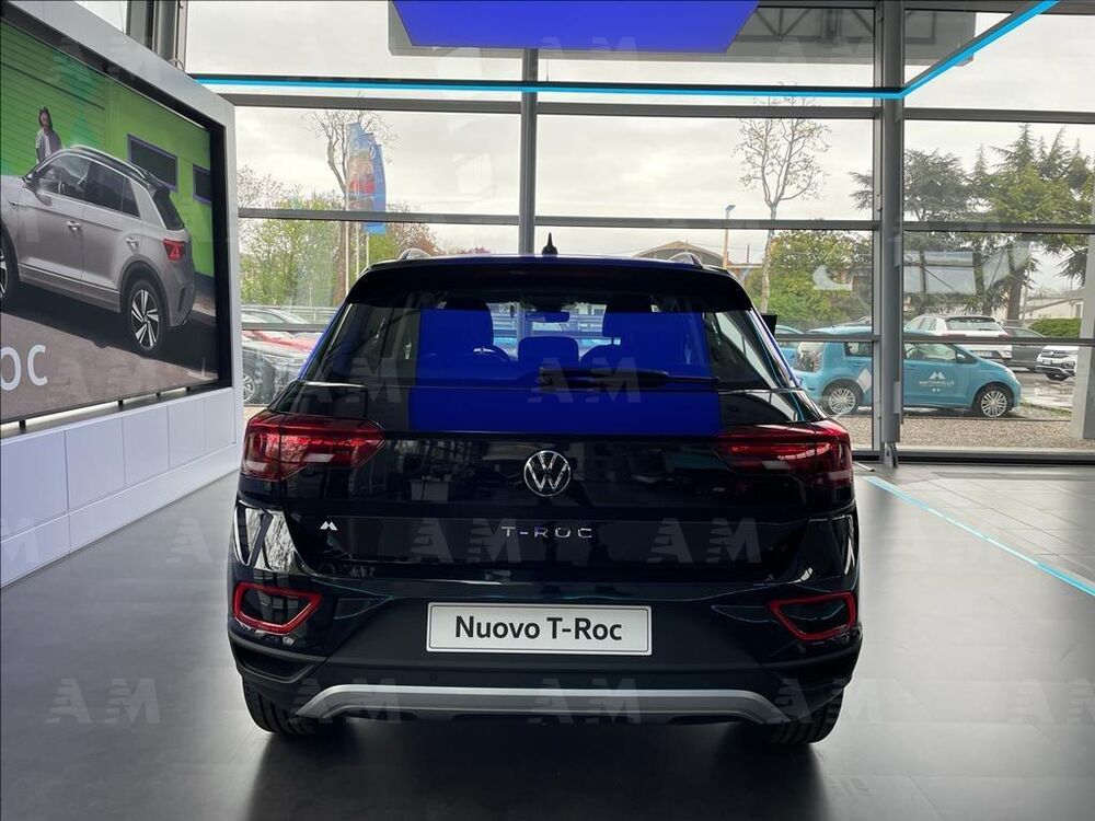 Volkswagen T-Roc nuova a Treviso (9)