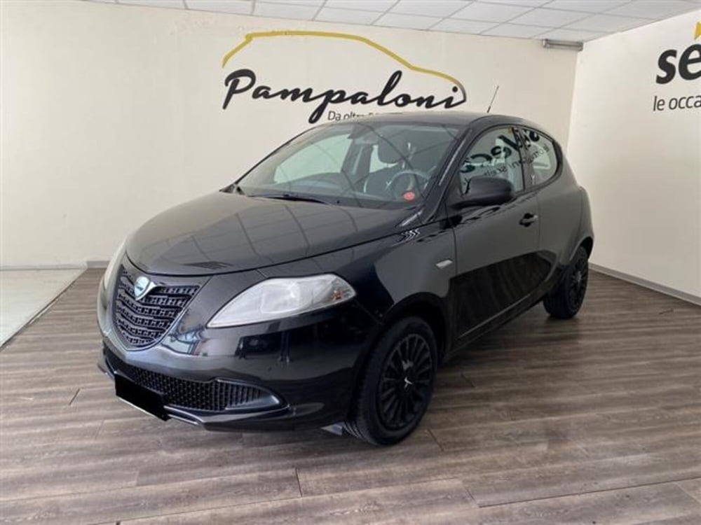 Lancia Ypsilon usata a Siena (2)