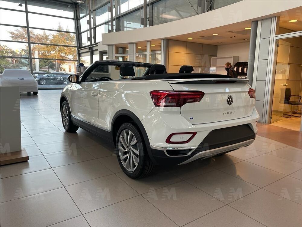 Volkswagen T-Roc Cabrio nuova a Treviso (2)