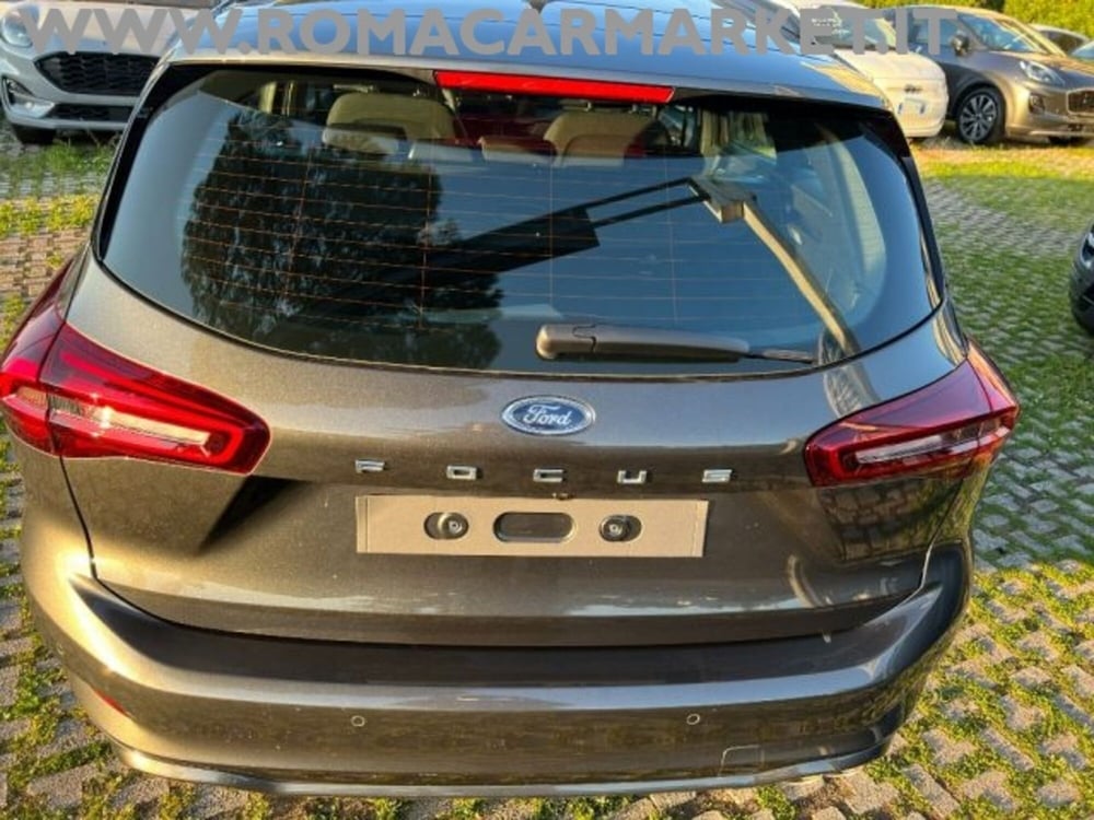 Ford Focus Station Wagon nuova a Roma (3)