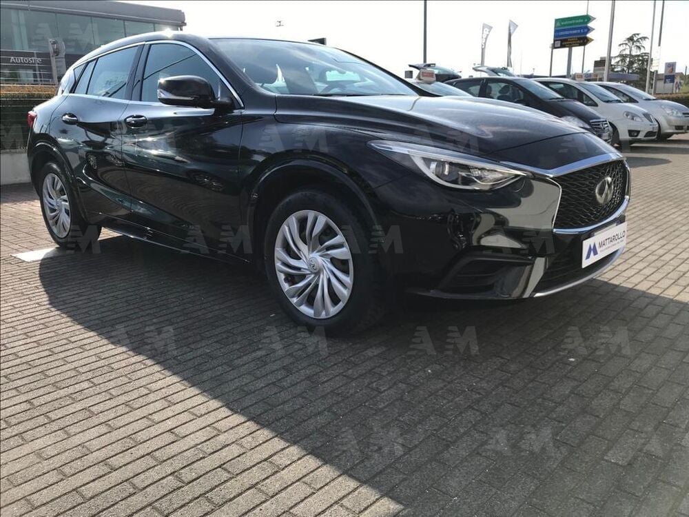 Infiniti Q30 usata a Treviso (3)