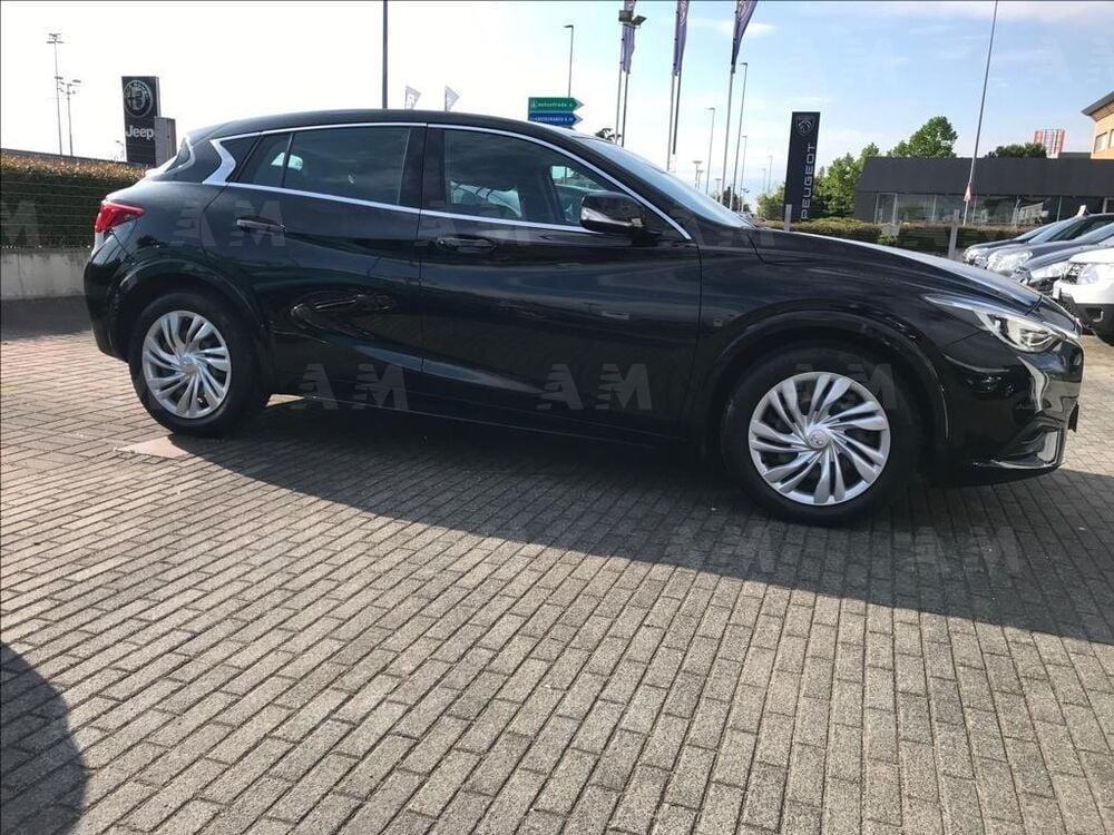 Infiniti Q30 usata a Treviso (4)