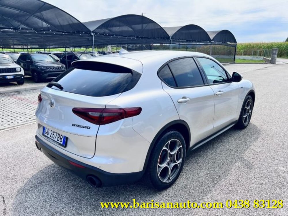 Alfa Romeo Stelvio usata a Treviso (3)