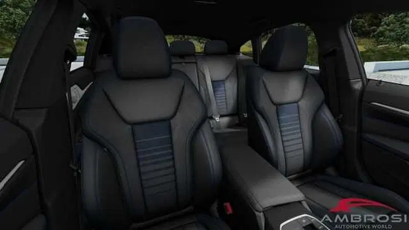 BMW i4 nuova a Viterbo (10)
