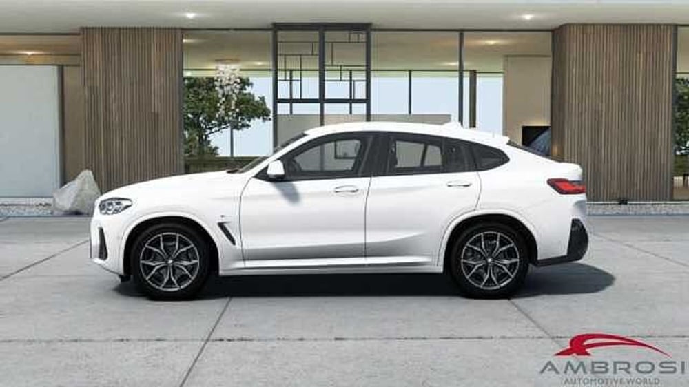 BMW X4 nuova a Viterbo (4)