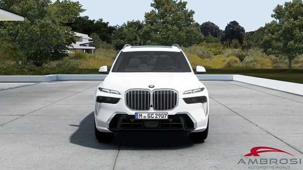 BMW X7 nuova a Viterbo (3)