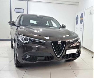 Alfa Romeo Stelvio Stelvio 2.2 Turbodiesel 180 CV AT8 Q4 Business del 2017 usata a Maglie