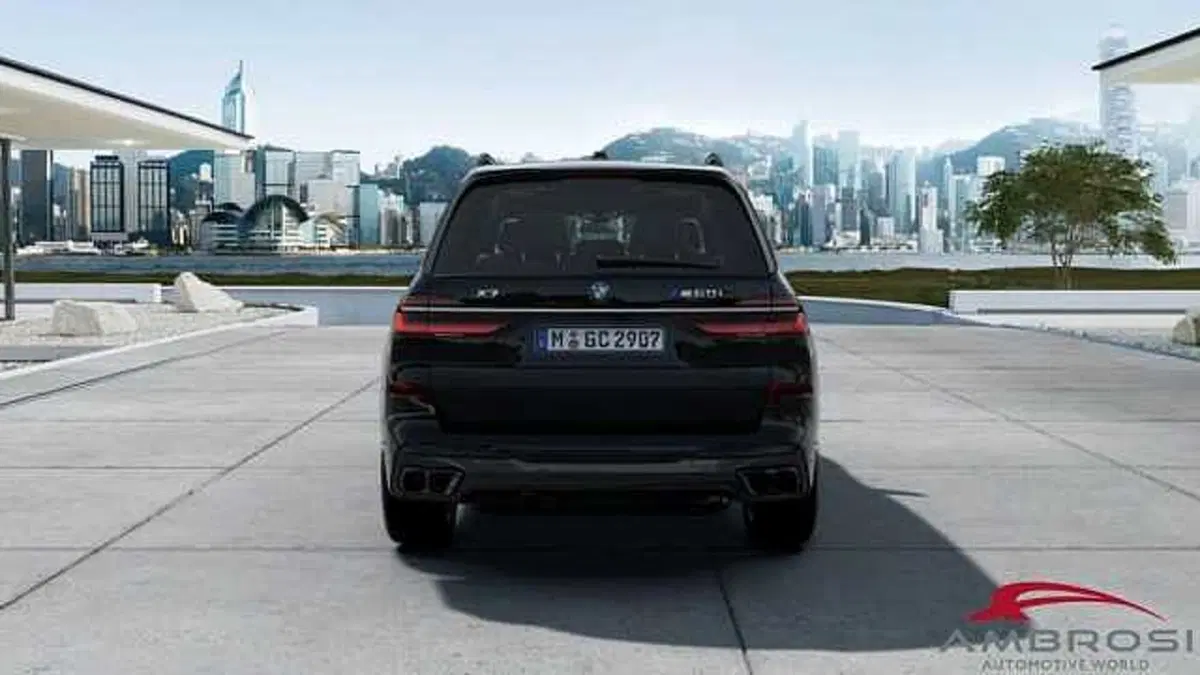 BMW X7 nuova a Viterbo (5)