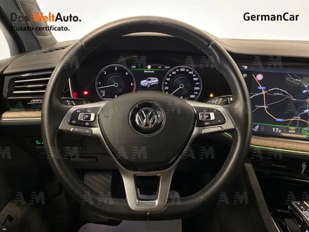 Volkswagen Touareg usata a Sassari (8)