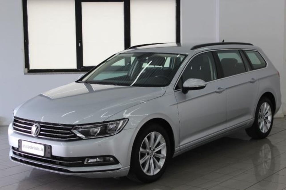 Volkswagen Passat Variant usata a Potenza (3)