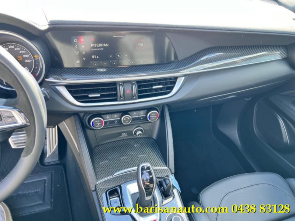 Alfa Romeo Stelvio nuova a Treviso (12)