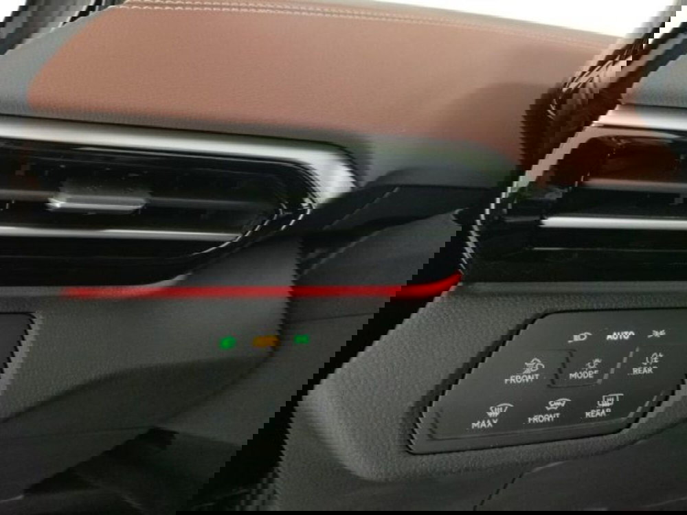 Volkswagen ID.5 nuova a Vicenza (16)