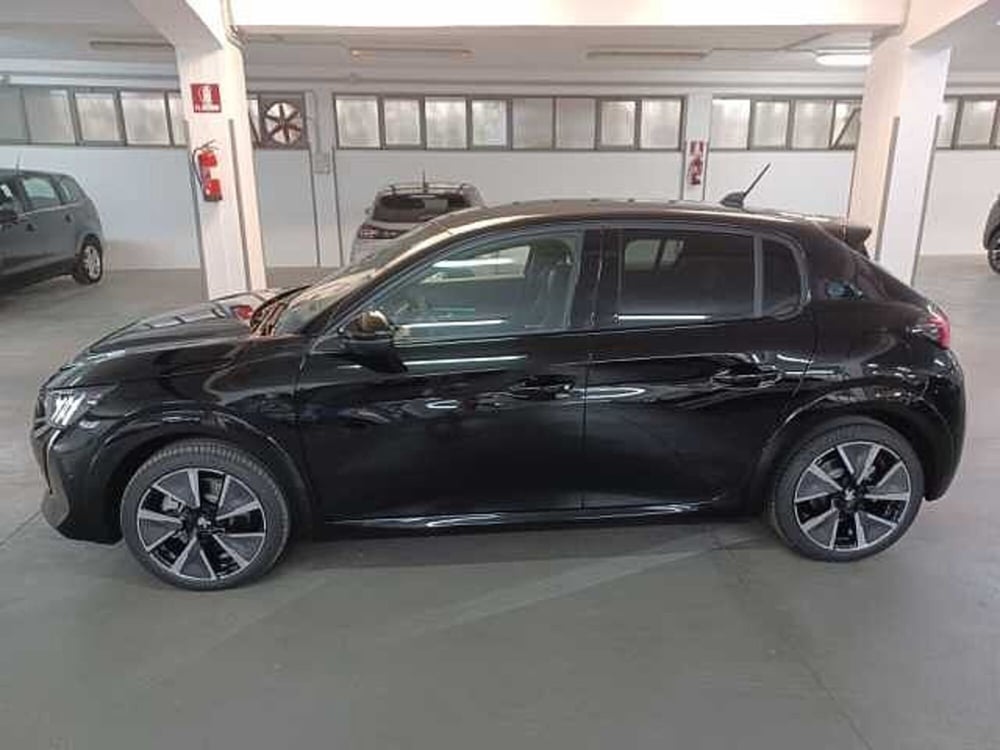 Peugeot 208 nuova a Lecce (3)