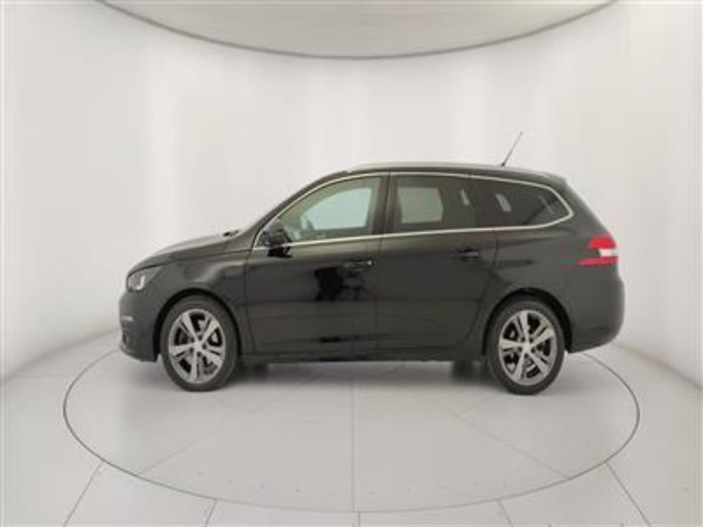 Peugeot 308 SW usata a Bari (3)