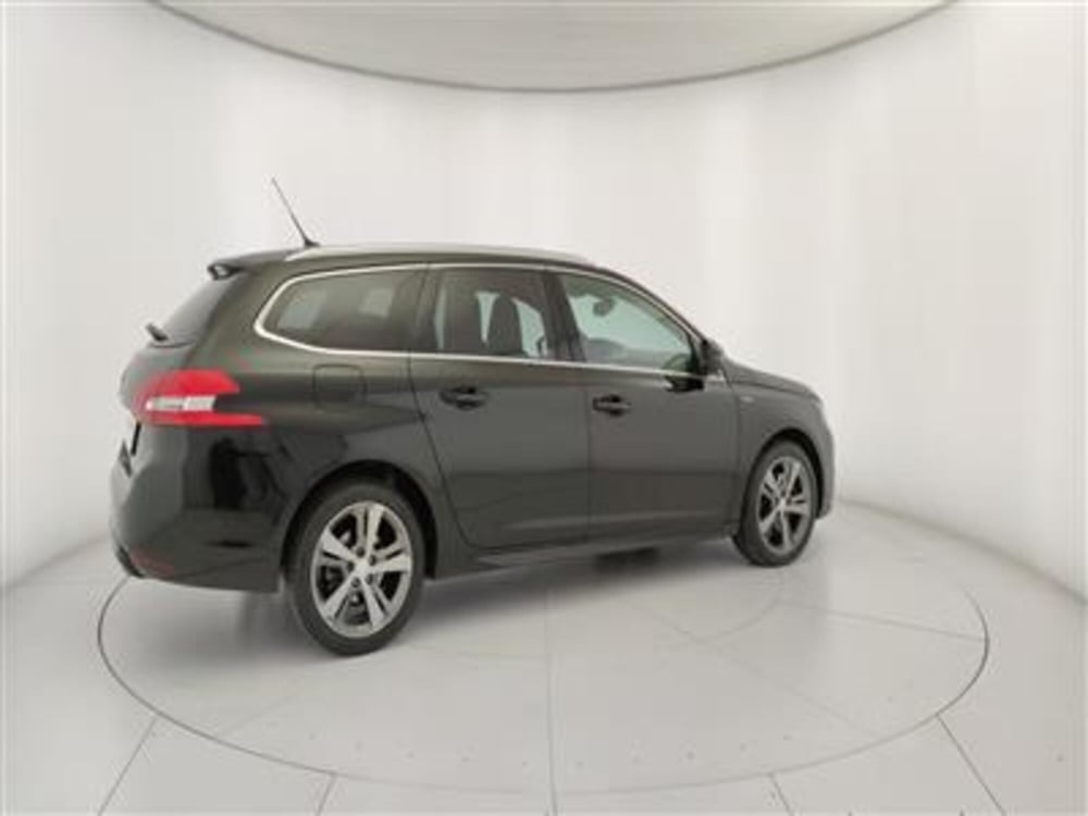 Peugeot 308 SW usata a Bari (8)