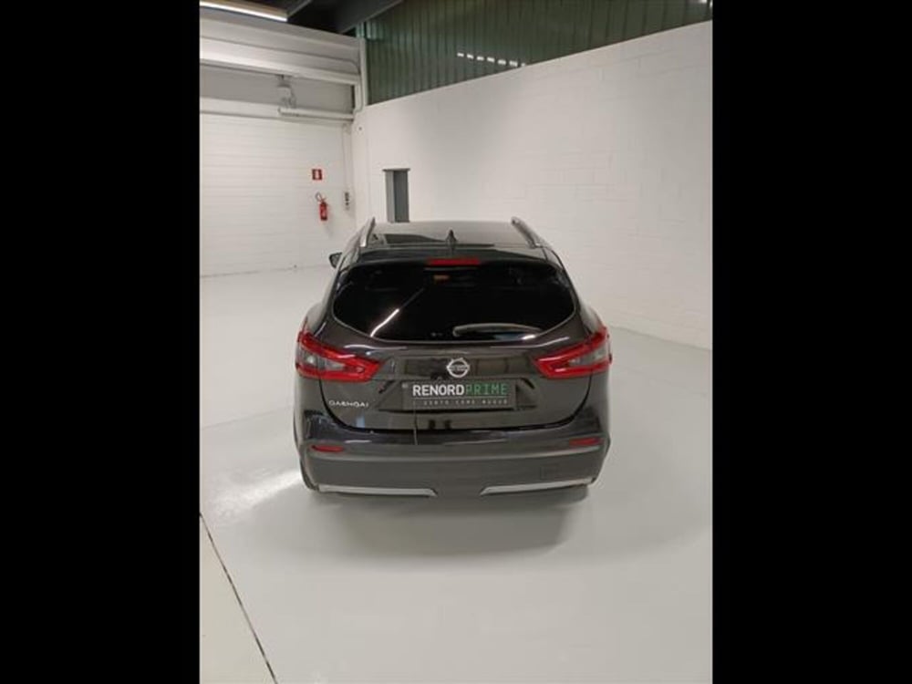 Nissan Qashqai usata a Milano (2)