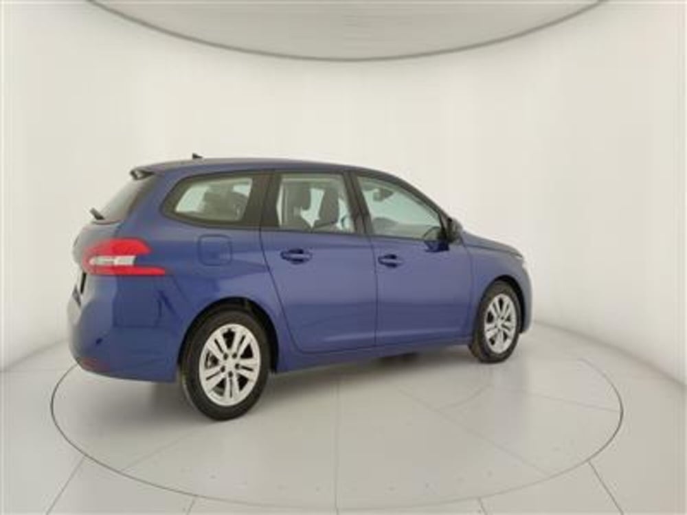 Peugeot 308 SW usata a Bari (8)