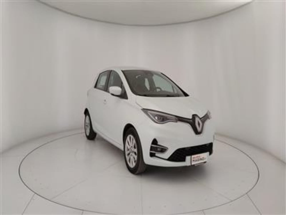 Renault Zoe usata a Bari (11)