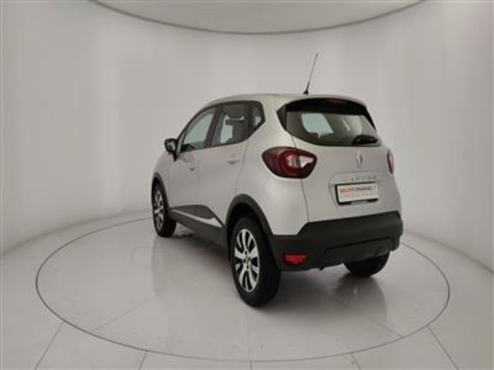 Renault Captur usata a Bari (5)