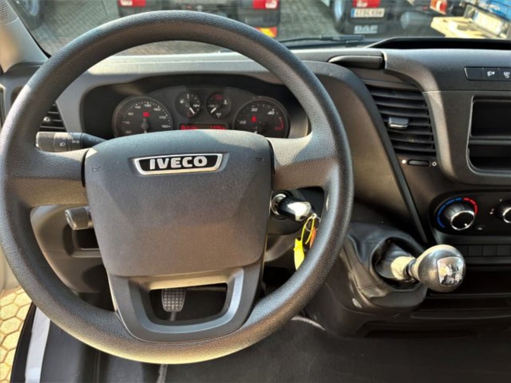 Iveco Daily Furgone usata a Bergamo (9)