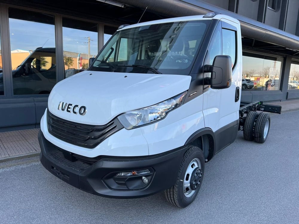 Iveco Daily Telaio nuova a Bergamo (2)