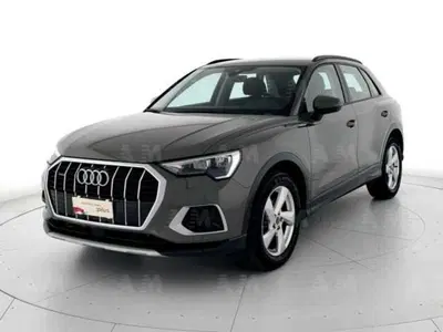 Audi Q3 35 TDI quattro S tronic Business del 2022 usata a Padova