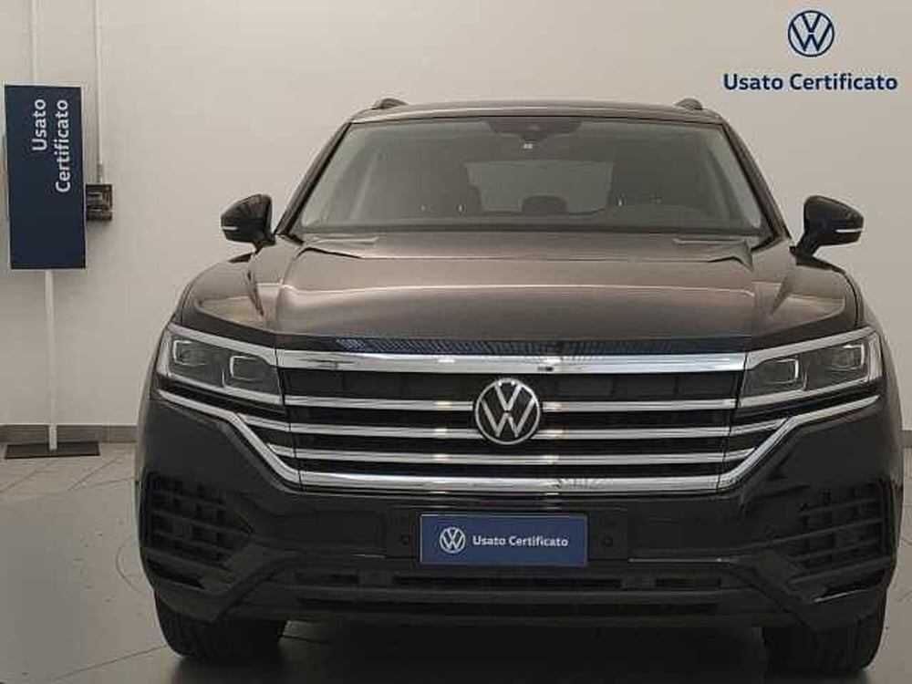 Volkswagen Touareg usata a Varese (2)