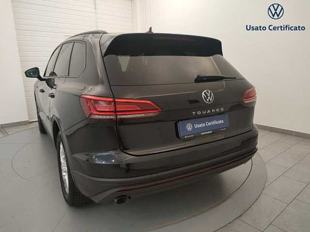 Volkswagen Touareg usata a Varese (9)