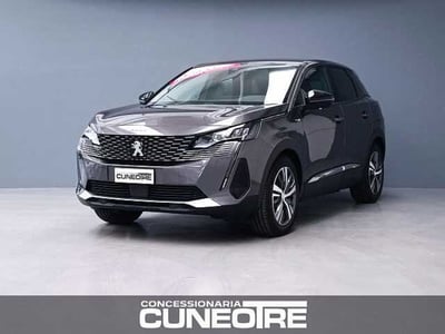 Peugeot 3008 Hybrid 225 e-EAT8 Allure  nuova a Cuneo