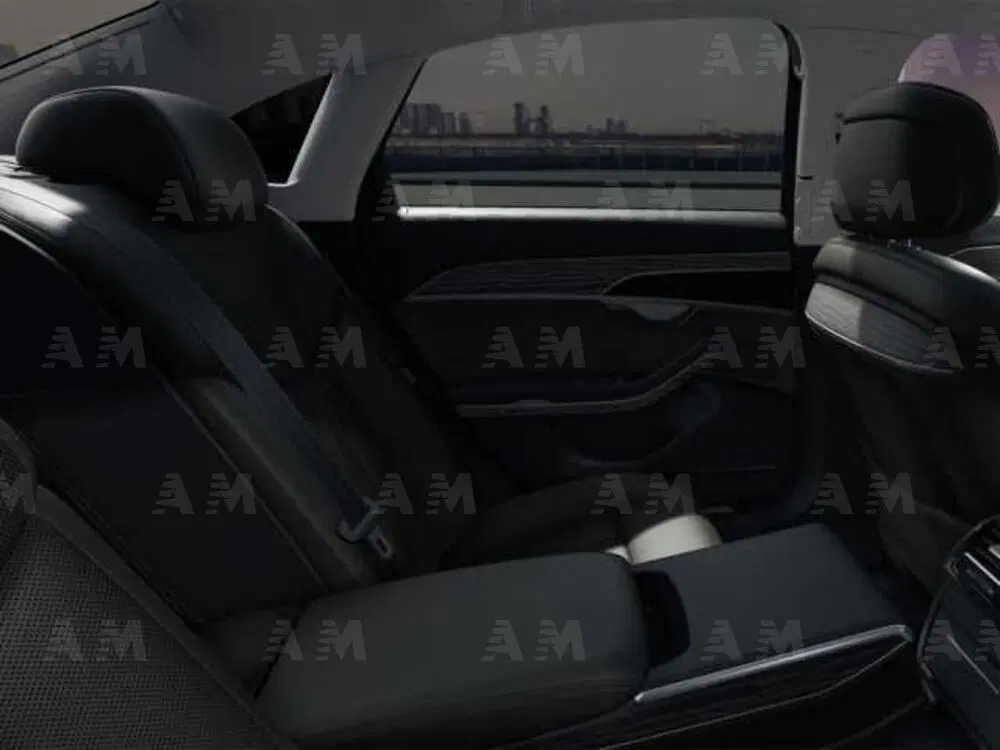 Audi A8 nuova a Padova (7)
