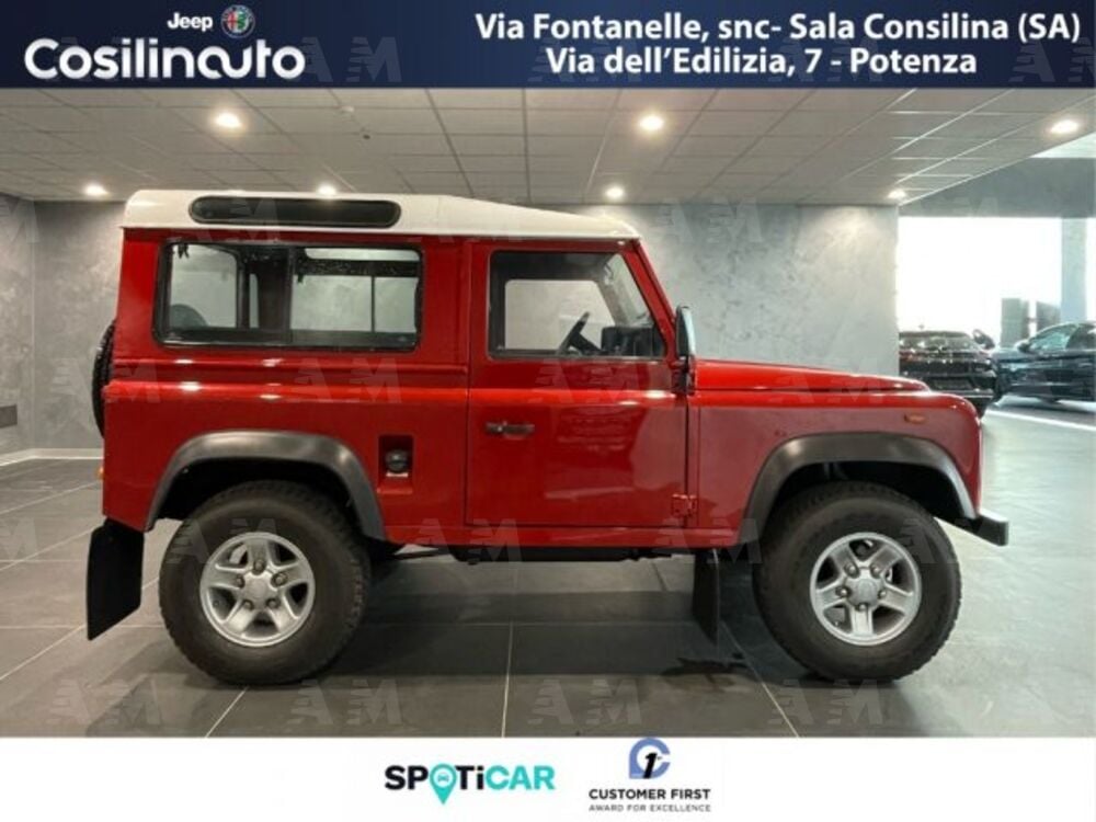 Land Rover Defender usata a Salerno (4)