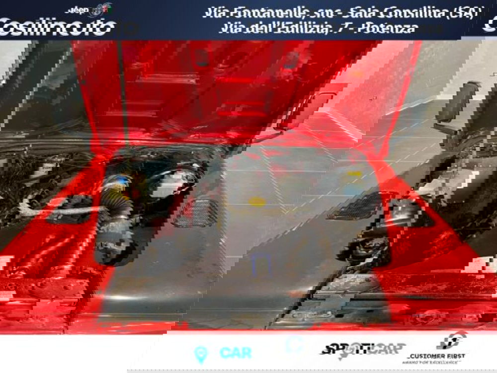 Land Rover Defender usata a Salerno (16)