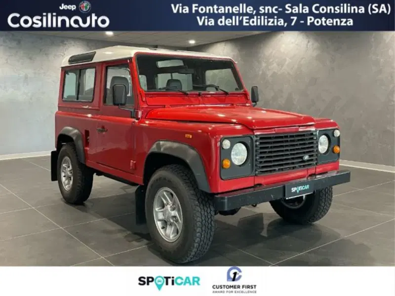Land Rover Defender usata a Salerno (3)