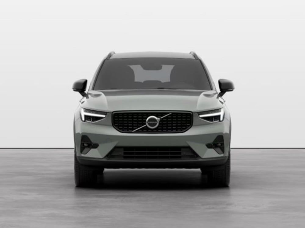 Volvo XC40 nuova a Modena (6)