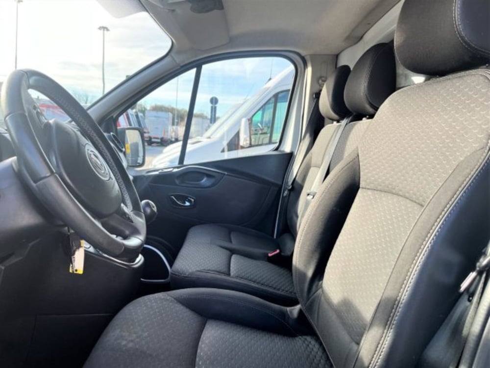 Opel Vivaro Furgone usata a Bergamo (8)