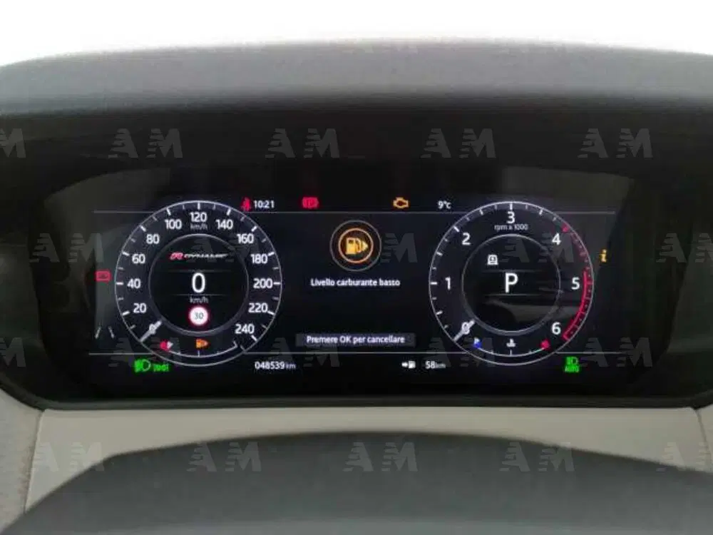 Land Rover Range Rover Velar usata a Padova (7)